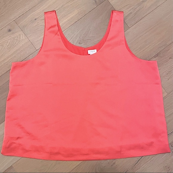 SOLD! J.Crew Satin Crepe Shell Scoopneck Tank - Picture 4 of 8